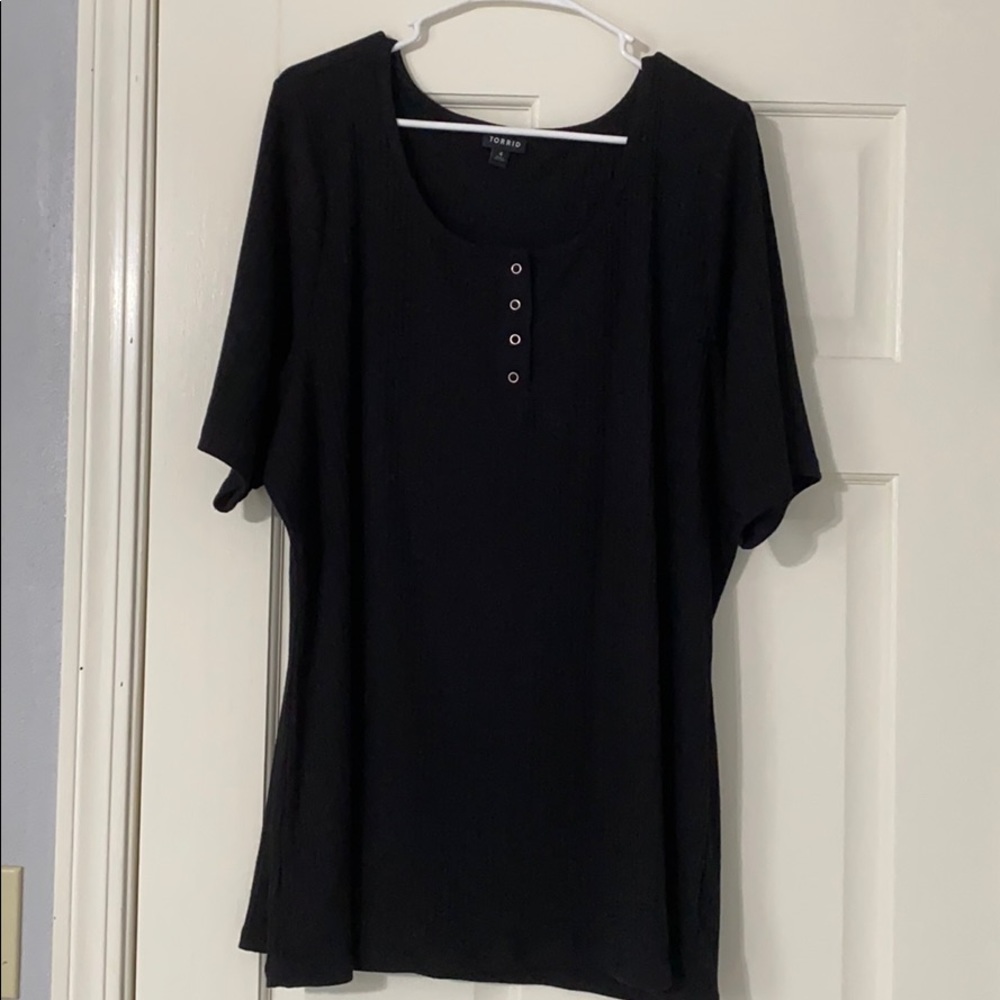 Short sleeve shirt